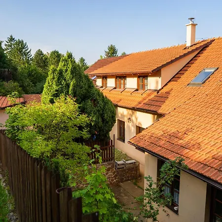 Chalupa Na Krakovci U Rakovnika Krakovec Exterior photo